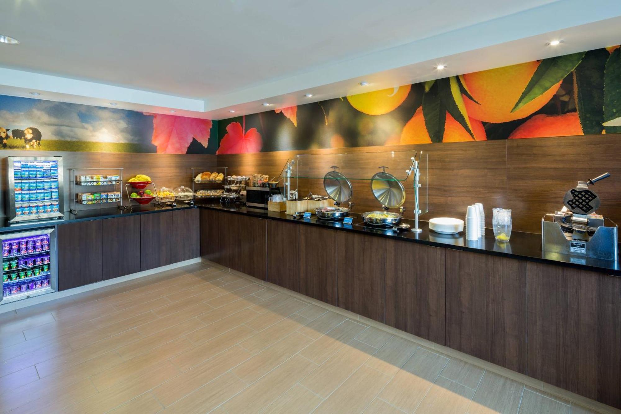 Fairfield Inn & Suites By Marriott San Antonio Airport/North Star Mall Eksteriør billede