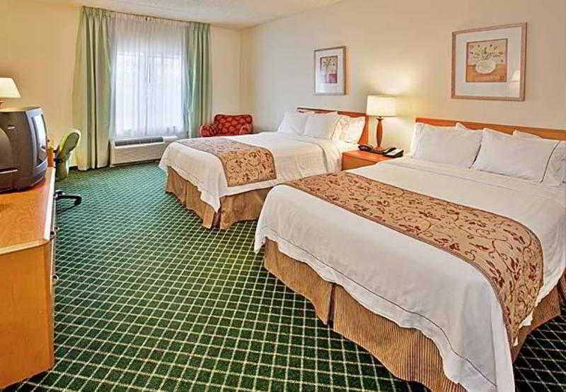 Fairfield Inn & Suites By Marriott San Antonio Airport/North Star Mall Eksteriør billede